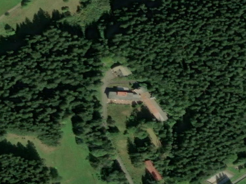 Pine-Sealed Bytča Estate